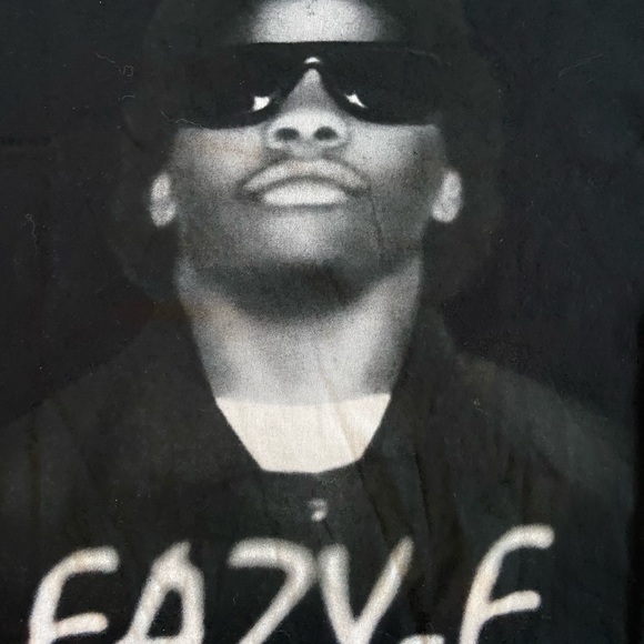 Vintage Easy E Shirt - Picture 6 of 11